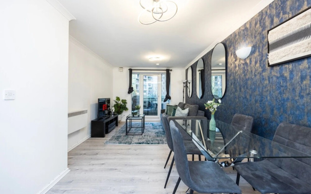 London Oasis Apartment Escape