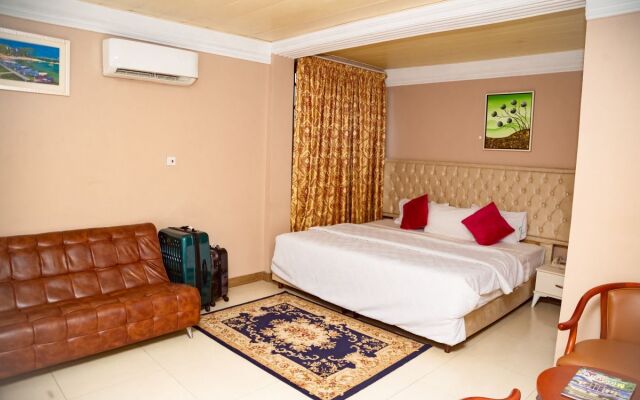 Ange Hill Hotel