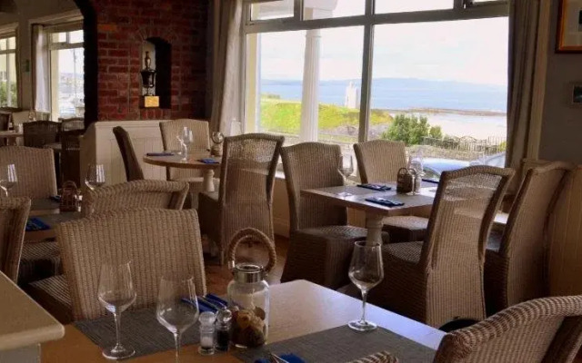 Cliff House Hotel