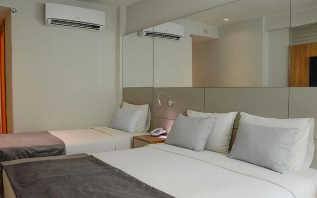 Hotel Atlântico Travel