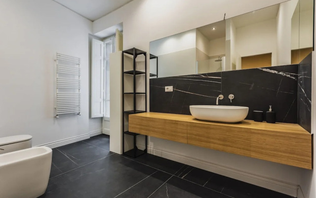 Upscale Urban Apartment