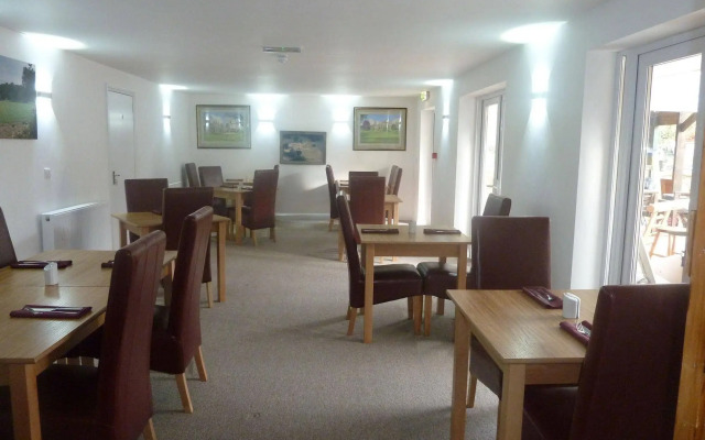The Coach and Horses Inn