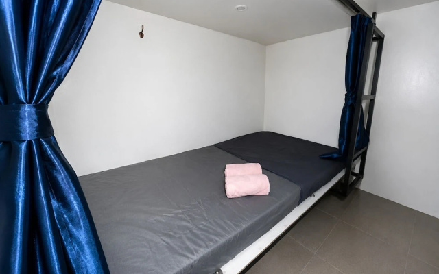 Nusantara Tajur Bogor Hostel By Reccoma – Guest Rooms – Bogor