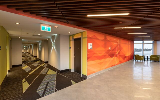 Holiday Inn Express & Suites Saskatoon East - University by IHG