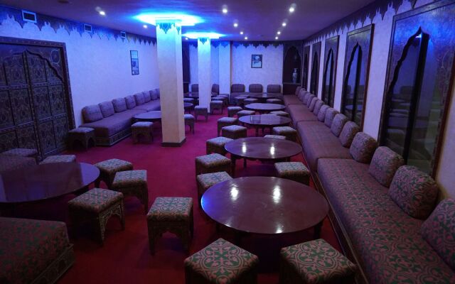 Hotel Zelis