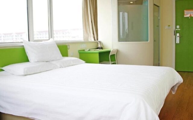 Hi Inn Fuzhou Wuyi Square
