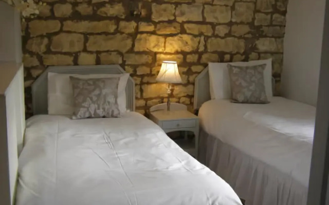 The Tithe Barn - B&B