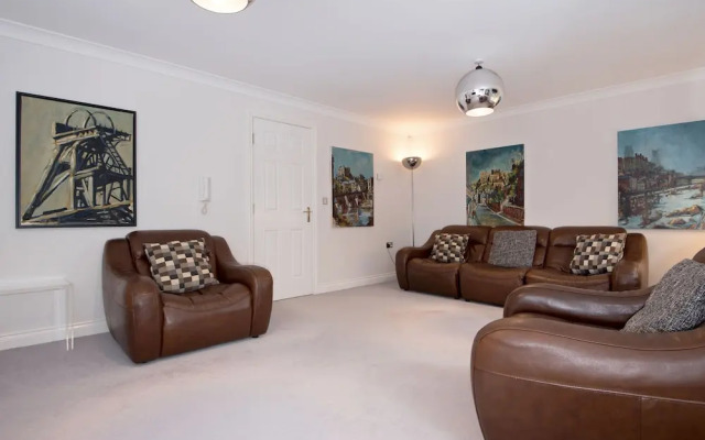 Dalton Crescent