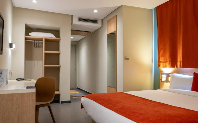 Manzil Hotel