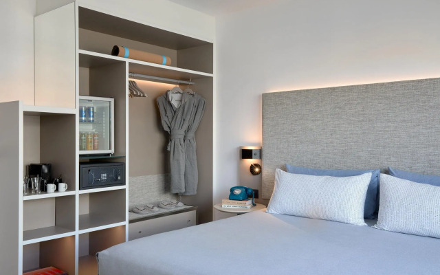INNSiDE by Melia Barcelona Apolo Hotel