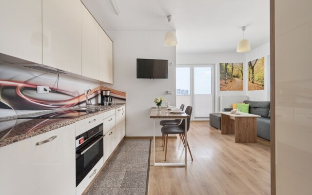 Sunny Studio Krakowska by Renters