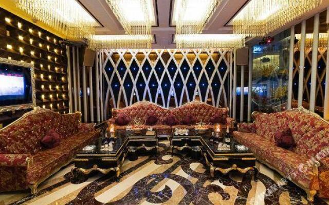 Dali Century Hotel