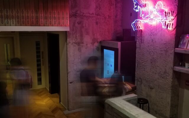 Up-otel