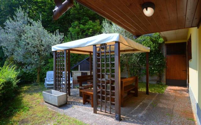 Appartamento con vista sul lago di Iseo e piscina