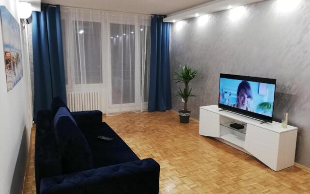 Apartman Blok 45 (reka Sava)