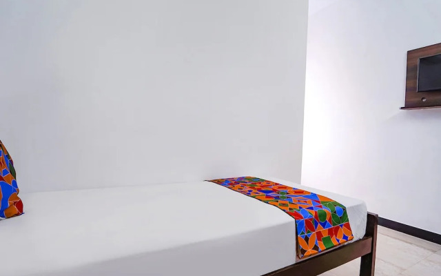 Fabhotel Aranmanai