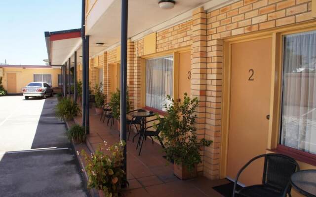 Ayrline Motel