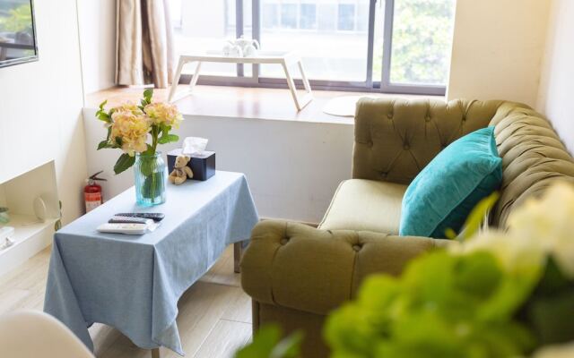 Shanghai Sweetheart Apartment