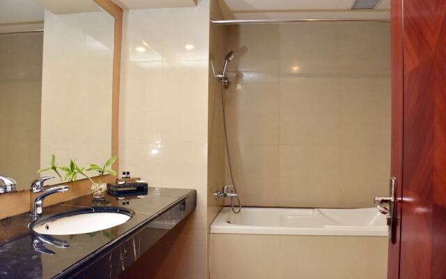 Rocky Plaza Hotel Padang
