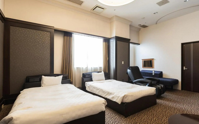 Atami Season Hotel