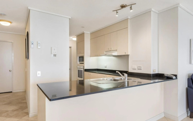 Clubb Coolum Beach Resort
