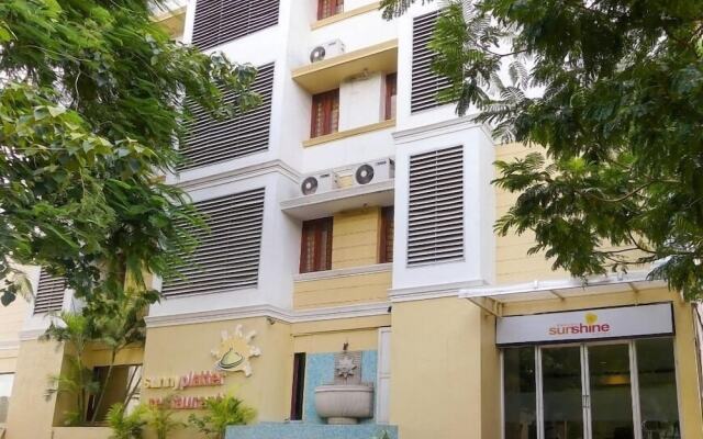 Meenakshi's Sunshine Hotel
