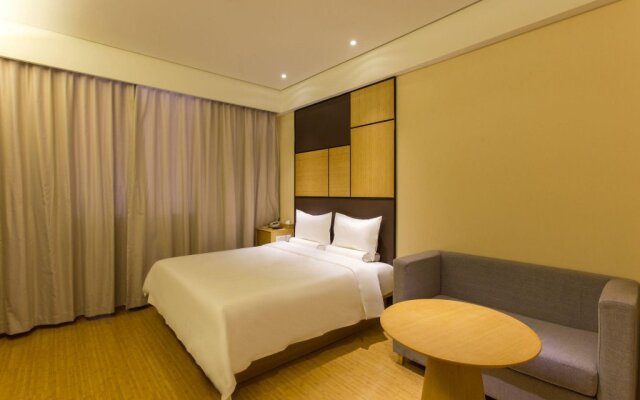 Ji Hotel Shanghai Oriental Pearl Tower