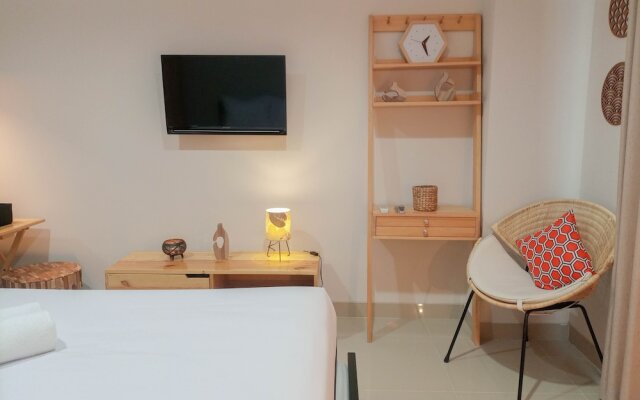 Cozy Studio At Patraland Amarta Apartment