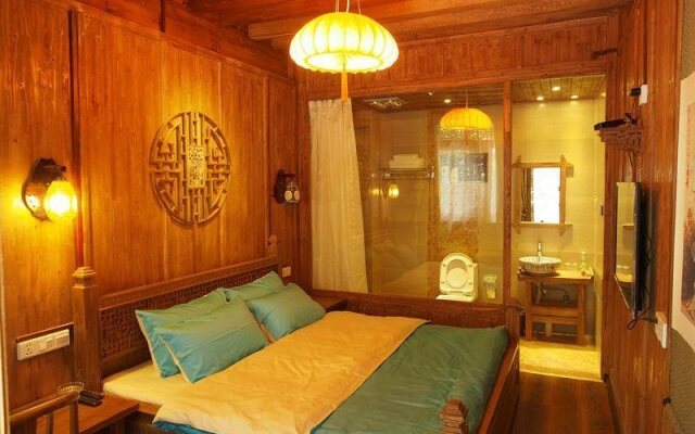 Lijiang Hejiayi Inn