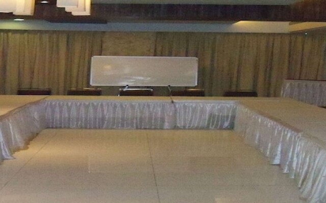Room Maangta 211 - Thane West