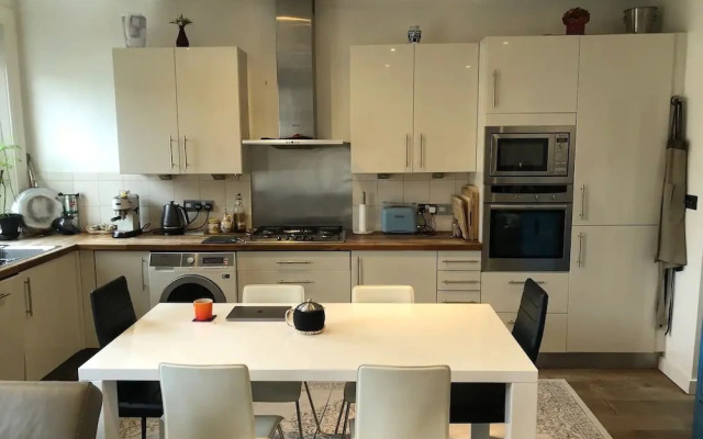 Chic Flat Regent's Park