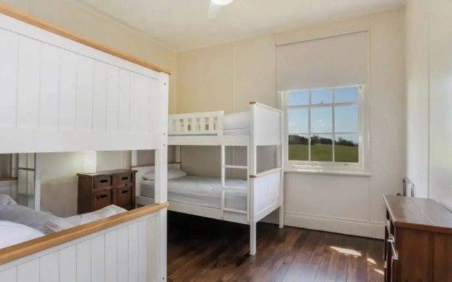 Reflections Yamba Lighthouse Cottages