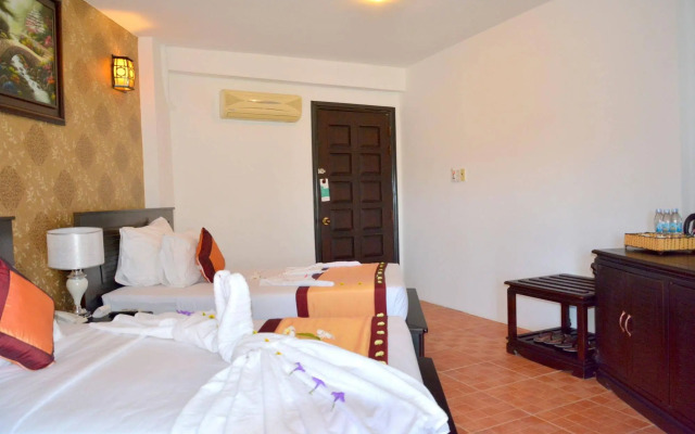 Sea Lion Beach Resort & Spa