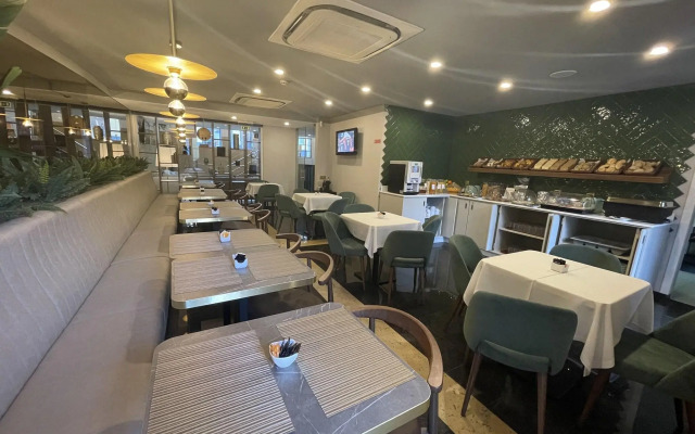 Hotel Sete Colinas