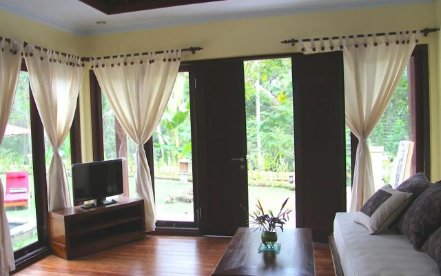 Suara Air Luxury Villa Ubud