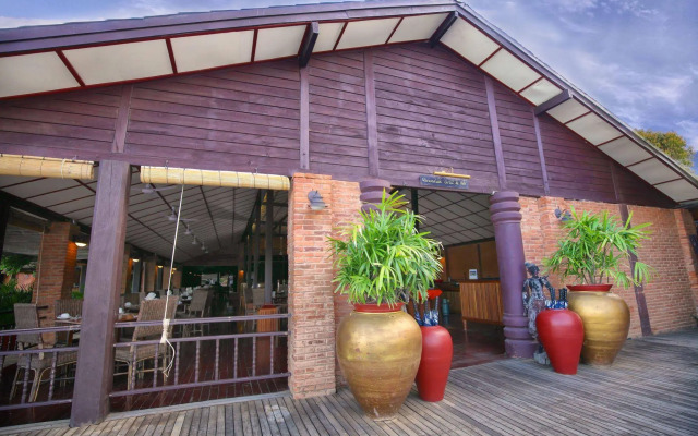 Bagan Thiripyitsaya Sanctuary Resort