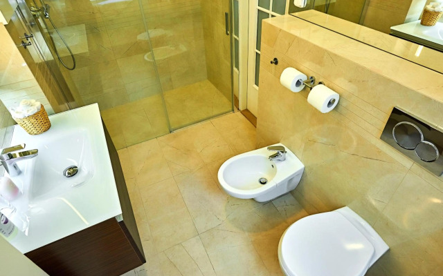 Royal Route Residence