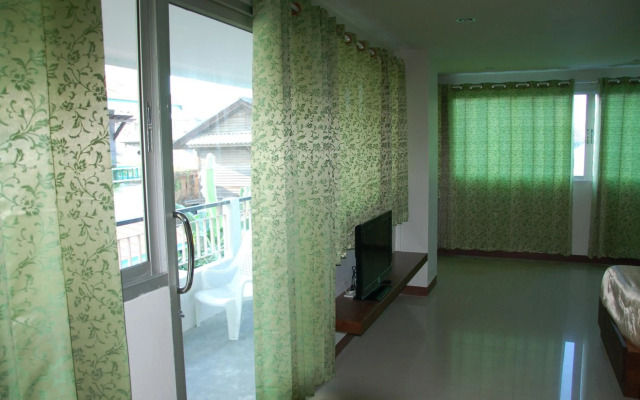 Baan Manthana Hotel