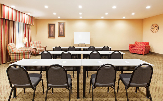 Holiday Inn Express Hotel & Suites Pikeville by IHG