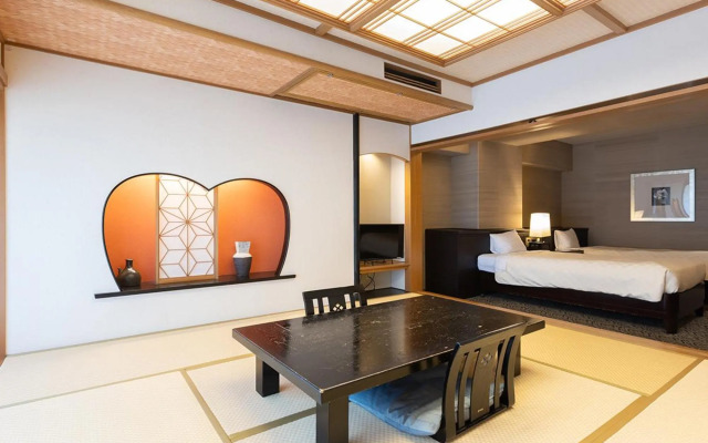 Atami Season Hotel