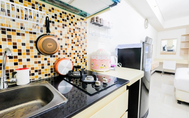 Simple Furnished Studio 19 Avenue Apartment