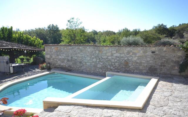 Amazing apartment in Lanas with large garden
