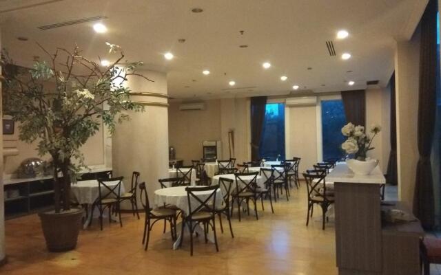 Hotel Bulevar Tanjung Duren Jakarta