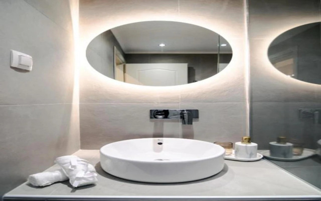 Samel Hotel