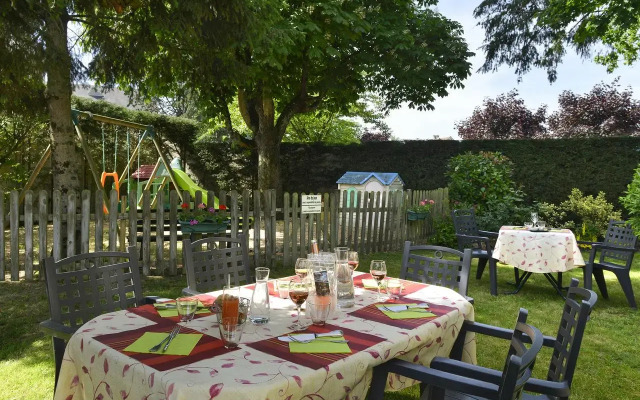 Logis Hôtel du Dauphin