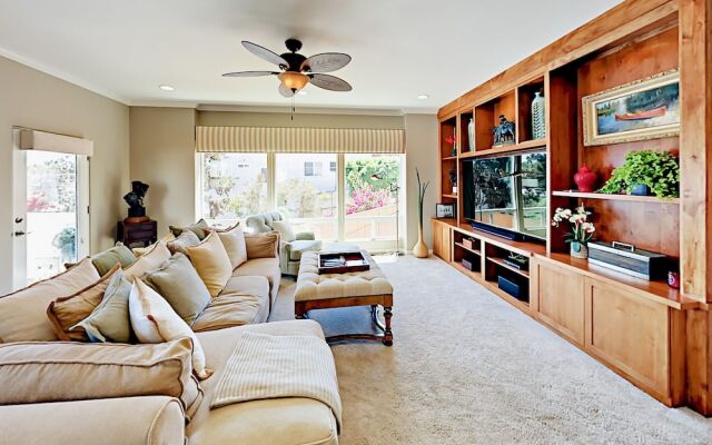 258 Neptune Ave Home 3 Bedrooms 3.5 Bathrooms Home