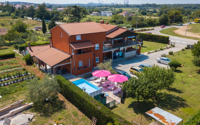 Apartments Ana