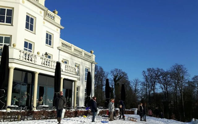 verzorgde kamer in monumentenpand