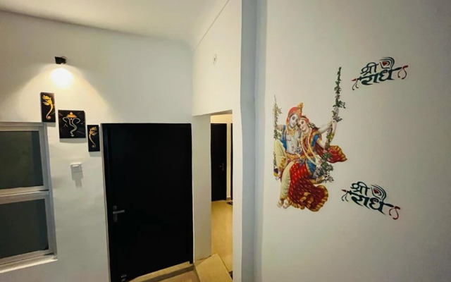 Goroomgo Ashoka Aashram Homestay Ayodhya