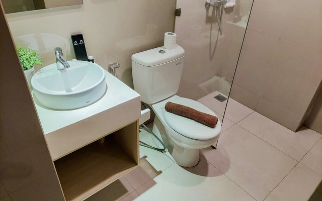 Comfy and Tidy 1BR Apartment at Tree Park City BSD